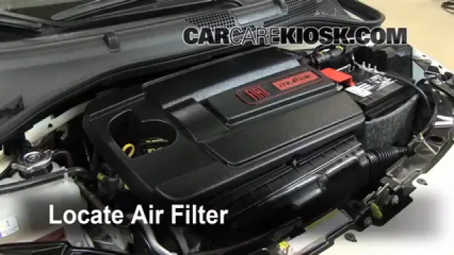 2012 Fiat 500 Pop 1.4L 4 Cyl. Filtre à air (moteur) Changement